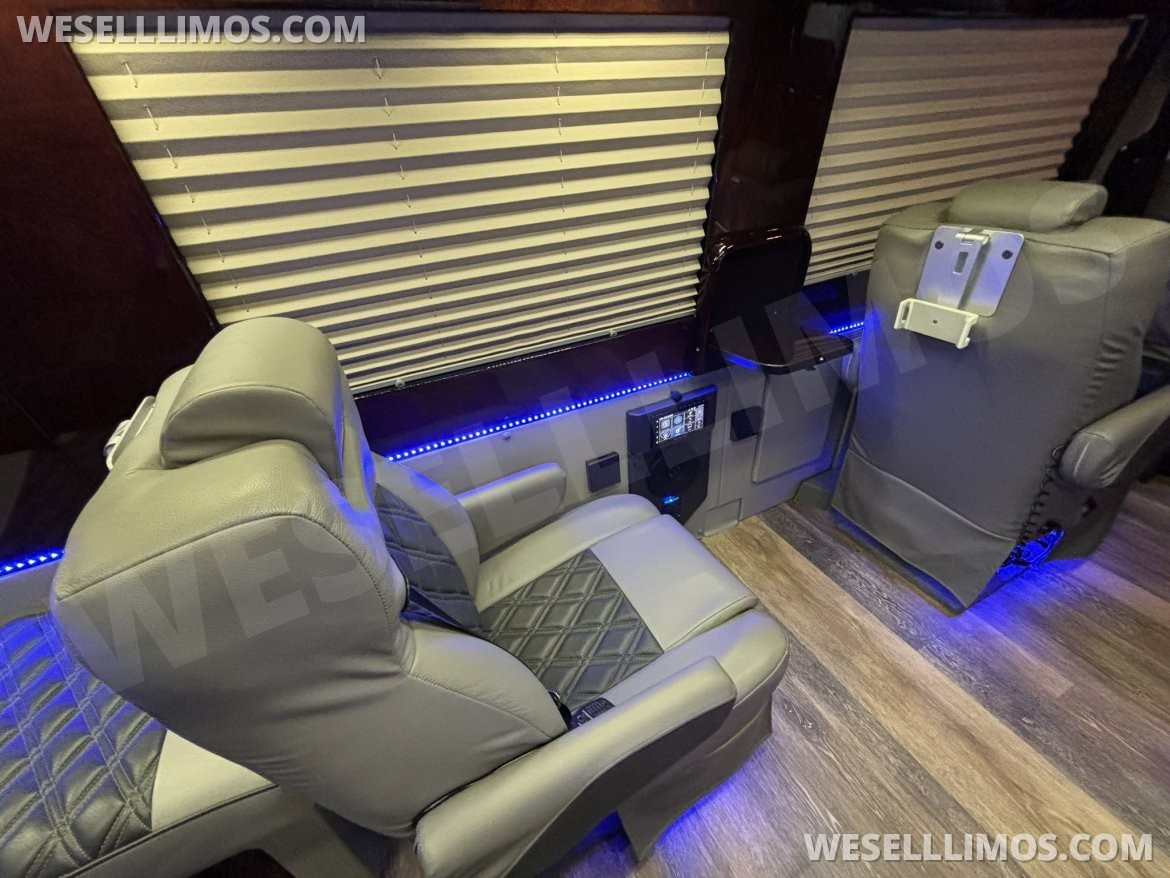 Photo of Sprinter for sale: 2014 Mercedes-Benz Sprinter 3500 Daycruiser 170" by Level Up Customs