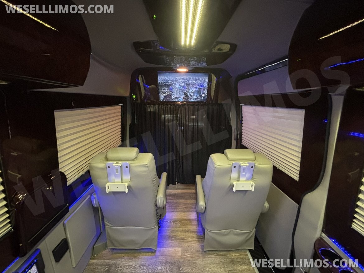 Photo of Sprinter for sale: 2014 Mercedes-Benz Sprinter 3500 Daycruiser 170" by Level Up Customs