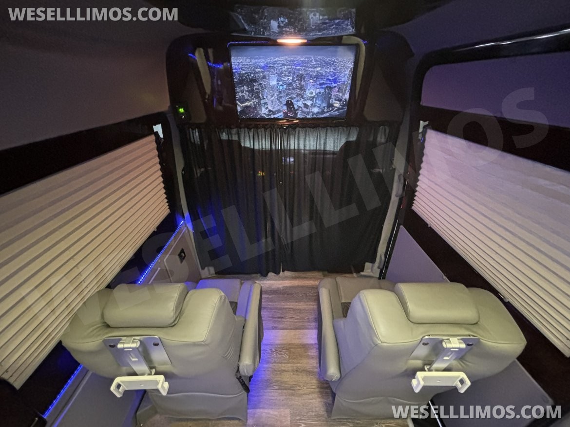 Photo of Sprinter for sale: 2014 Mercedes-Benz Sprinter 3500 Daycruiser 170" by Level Up Customs