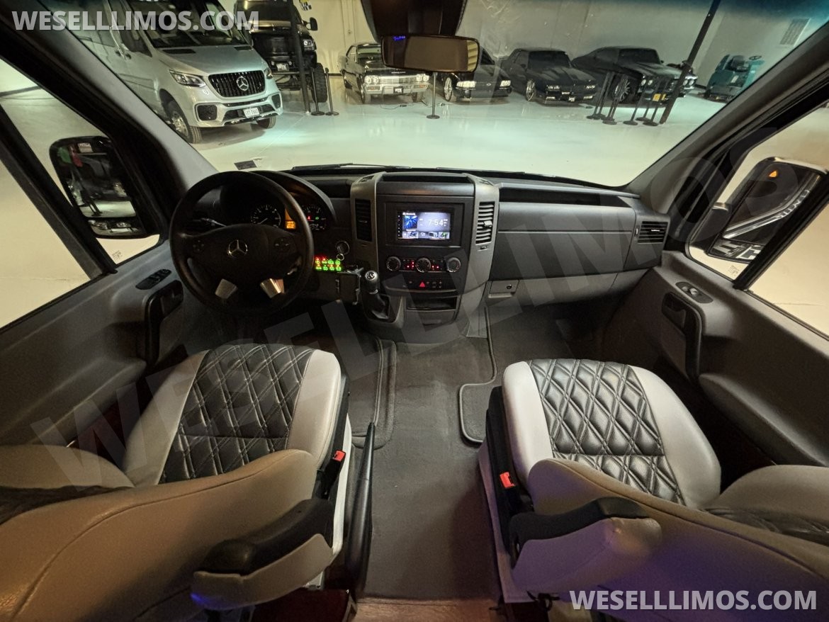 Photo of Sprinter for sale: 2014 Mercedes-Benz Sprinter 3500 Daycruiser 170" by Level Up Customs