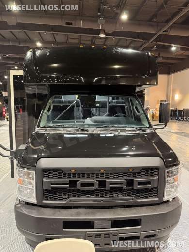 2026 TruPath SV Ford E450 Executive Shuttle - Executive Shuttle for Sale in Elkhart, IN - Photo 4
