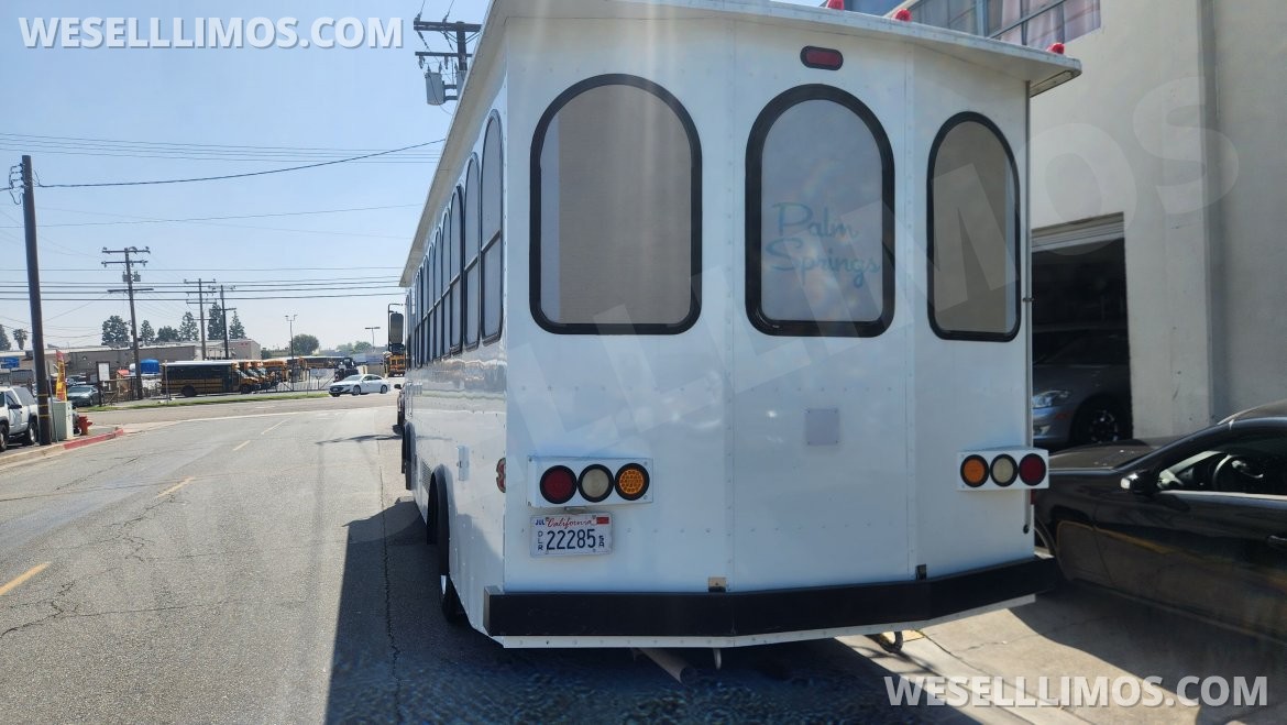 Photo of Trolley for sale: 2014 Ford F53 by Hometown