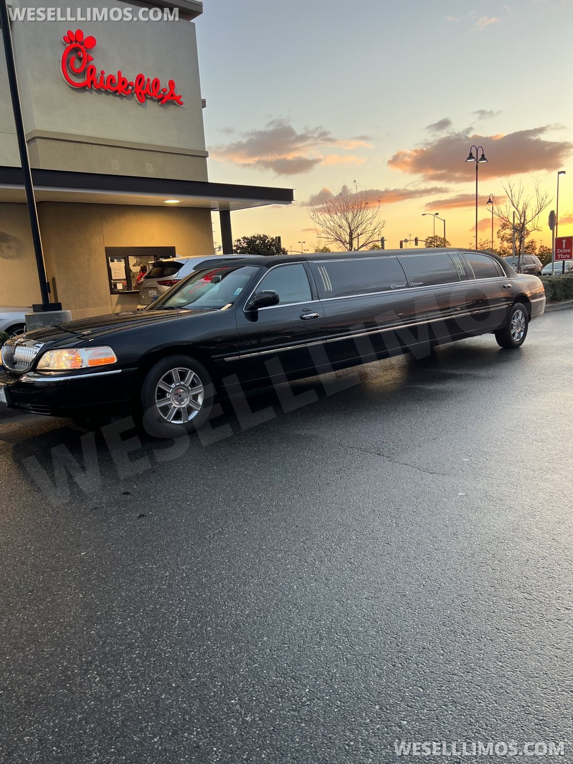 Limousine for sale: 2007 Lincoln Town car 120" by Tiffany