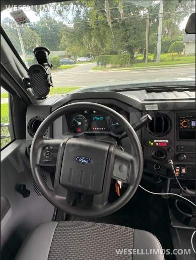 2015 Star Trans Ford F550 Shuttle Bus 5k Miles - Shuttle Bus for Sale in Webster, FL - Photo 9