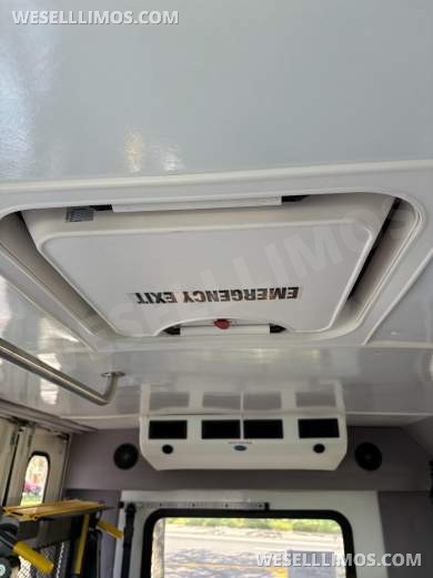 2019 Goshen Ford E450 Shuttle Bus - Shuttle Bus for Sale in Bushnell, FL - Photo 7