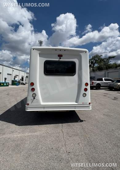 2019 Goshen Ford E450 Shuttle Bus - Shuttle Bus for Sale in Bushnell, FL - Photo 14