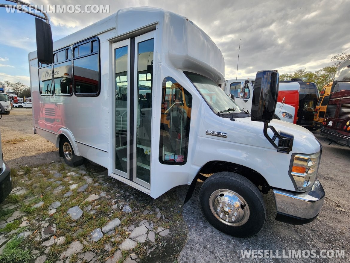 Photo of Shuttle Bus for sale: 2017 Ford E450 278" by Forrest River
