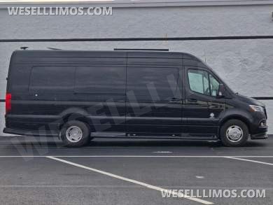 2026 Mercedes-Benz Luxury Sprinter Discovery Touring RWD - Sprinter for Sale in Troy, OH - Photo 8