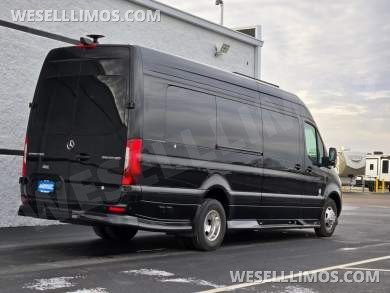 2026 Mercedes-Benz Luxury Sprinter Discovery Touring RWD - Sprinter for Sale in Troy, OH - Photo 10