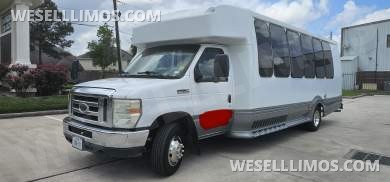 2016 Ford E-450 Executive Shuttle for Sale in Houston, TX