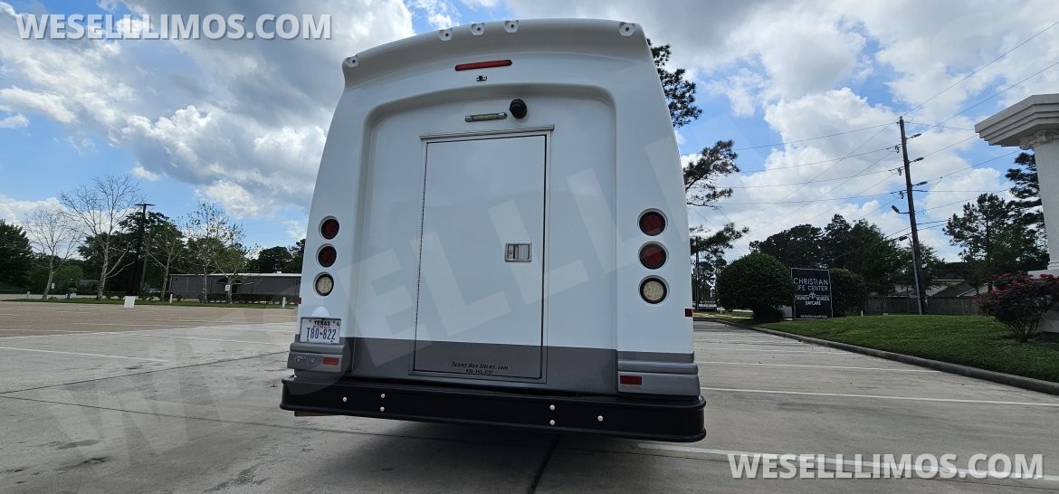 Photo of Executive Shuttle for sale: 2016 Ford E-450 by Turtle Top