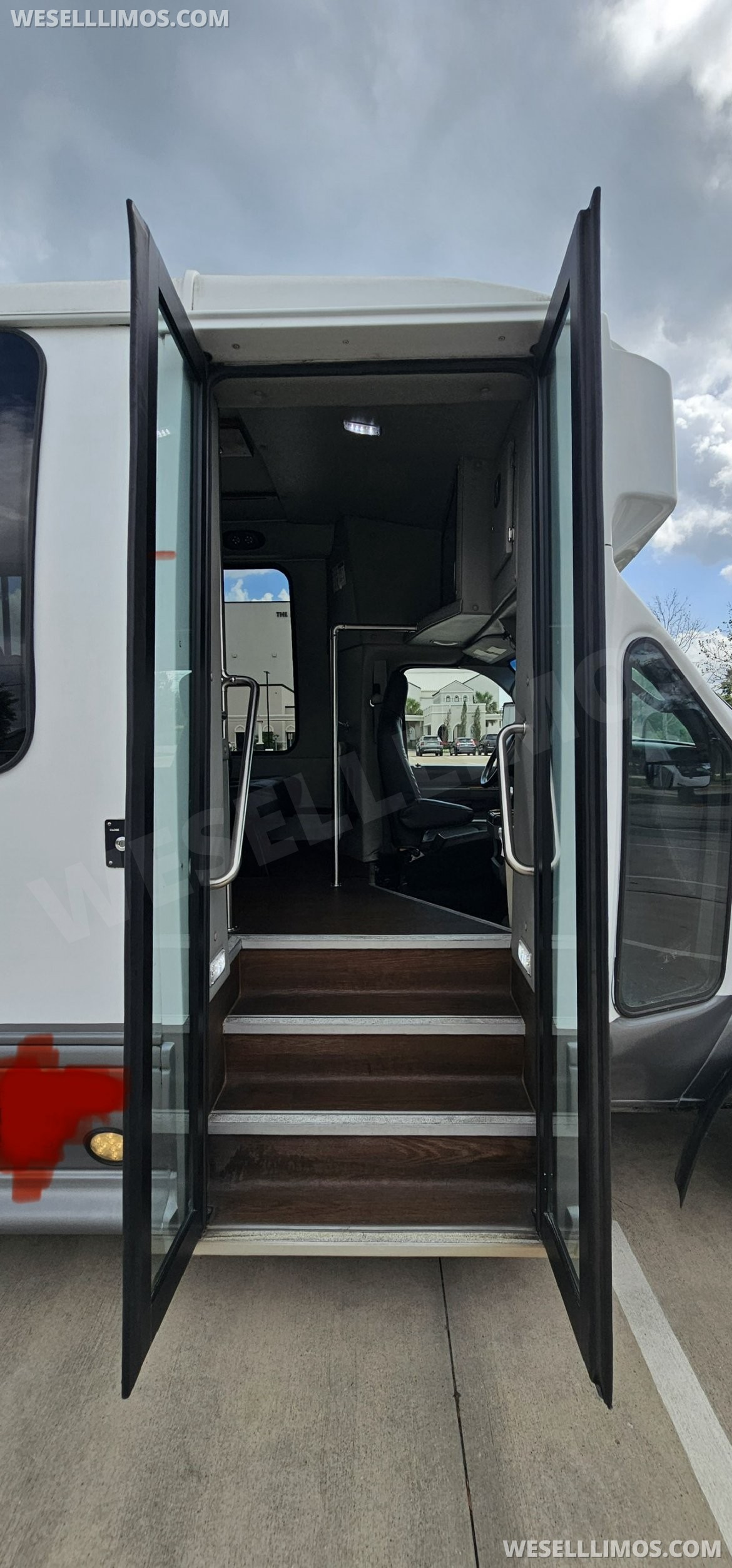 Photo of Executive Shuttle for sale: 2016 Ford E-450 by Turtle Top