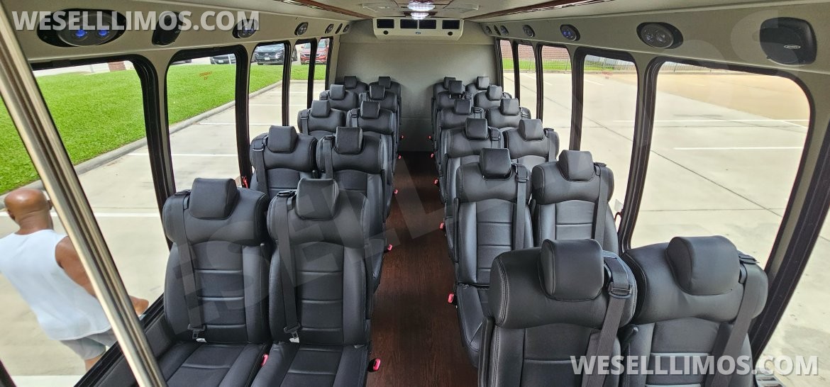 Photo of Executive Shuttle for sale: 2016 Ford E-450 by Turtle Top
