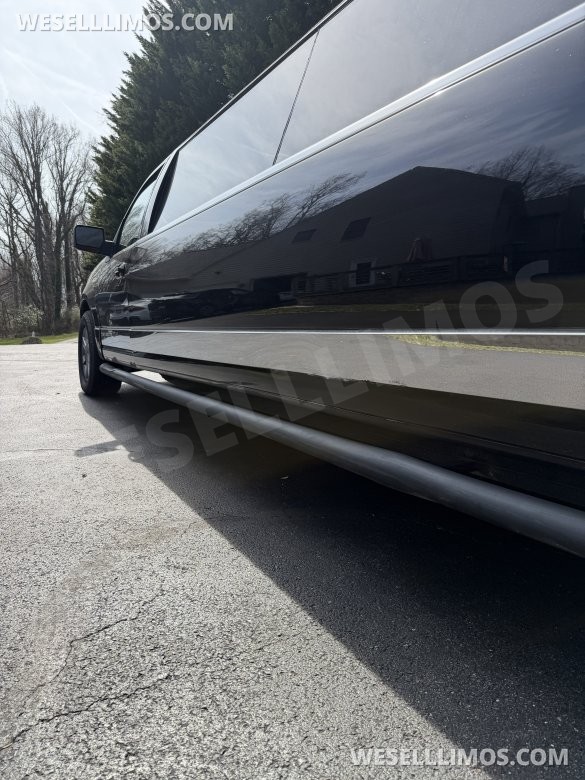 2009 Lincoln Navigator L SUV Stretch for Sale in Annapolis, MD - Photo 3