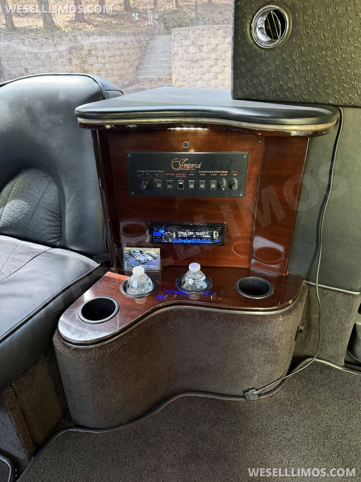 Photo of SUV Stretch for sale: 2009 Lincoln Navigator L 140" by Imperial