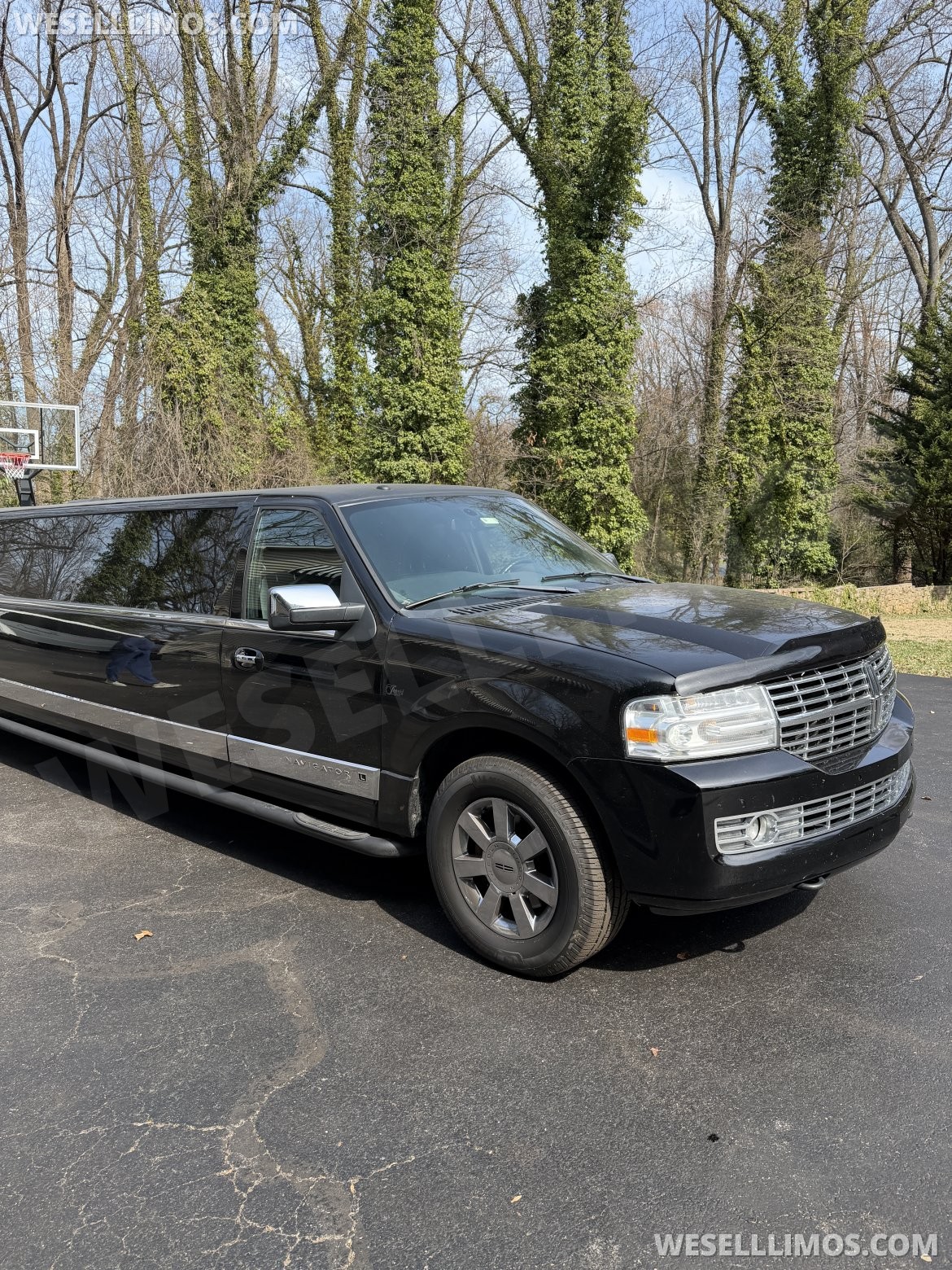 SUV Stretch for sale: 2009 Lincoln Navigator L 140" by Imperial