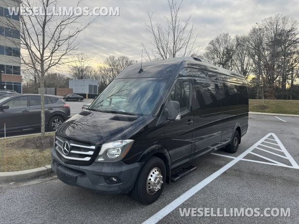 2018 Mercedes-Benz Sprinter 2500 Sprinter for Sale in Annapolis, MD - Photo 2