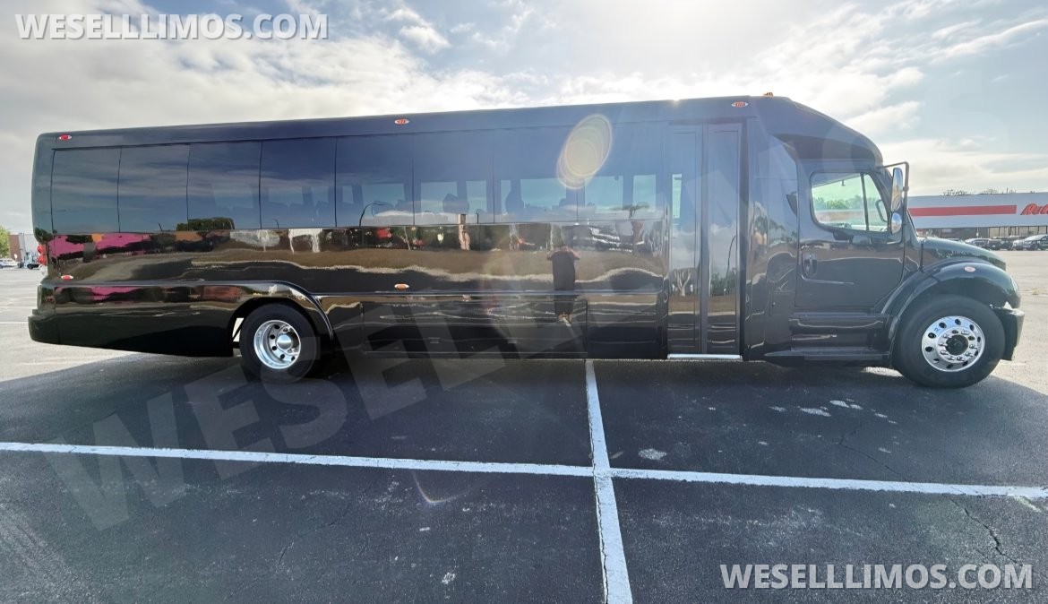 Photo of Executive Shuttle for sale: 2019 Freightliner M-2 480" by Executive Coachworks