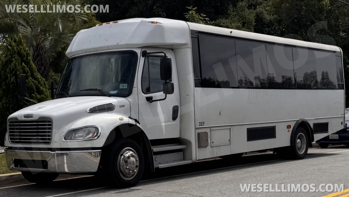 Photo of Limo Bus for sale: 2020 Freightliner S3 40" by Brand New