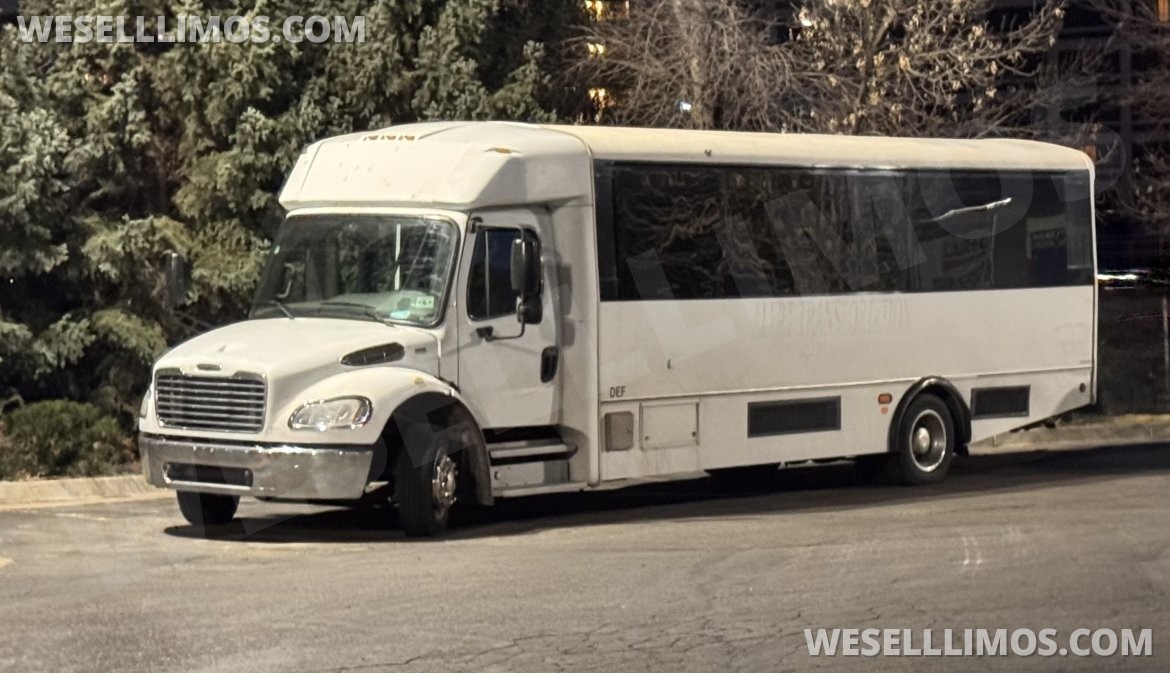Photo of Limo Bus for sale: 2020 Freightliner S3 40" by Brand New
