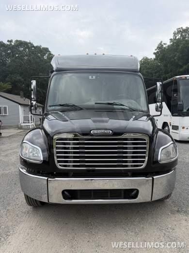 2014 M2 Freightliner GM40 By Grech Executive Shuttle - Executive Shuttle for Sale in Westport, MA - Photo 11