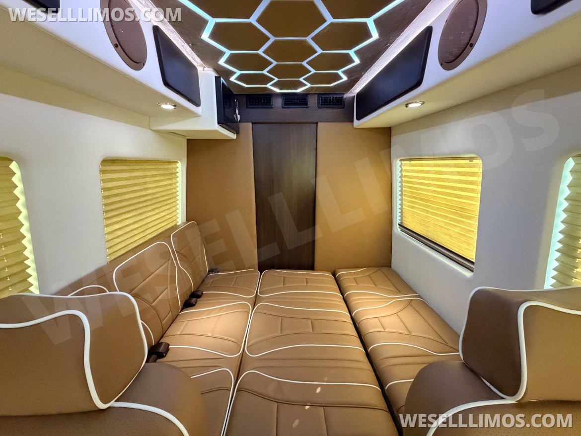 Sprinter for Sale in San Antonio, TX - Photo 6