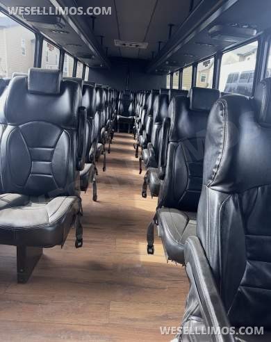 2013 Executive Freightliner M2 Shuttle Bus - Shuttle Bus for Sale in Pasadena, CA - Photo 8
