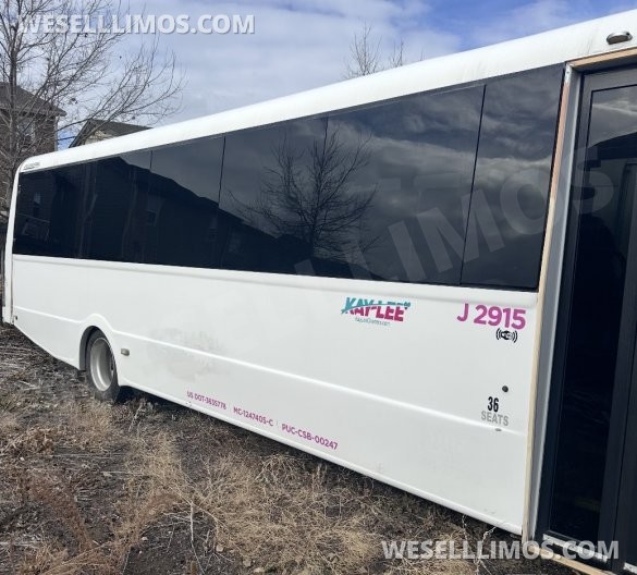 2013 Freightliner M2 Shuttle Bus for Sale in Pasadena, CA - Photo 2