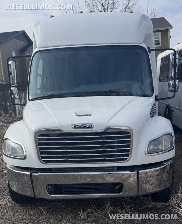 2013 Freightliner M2 Shuttle Bus for Sale in Pasadena, CA - Photo 3