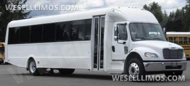 2013 Executive Freightliner M2 Shuttle Bus - Shuttle Bus for Sale in Pasadena, CA - Photo 5