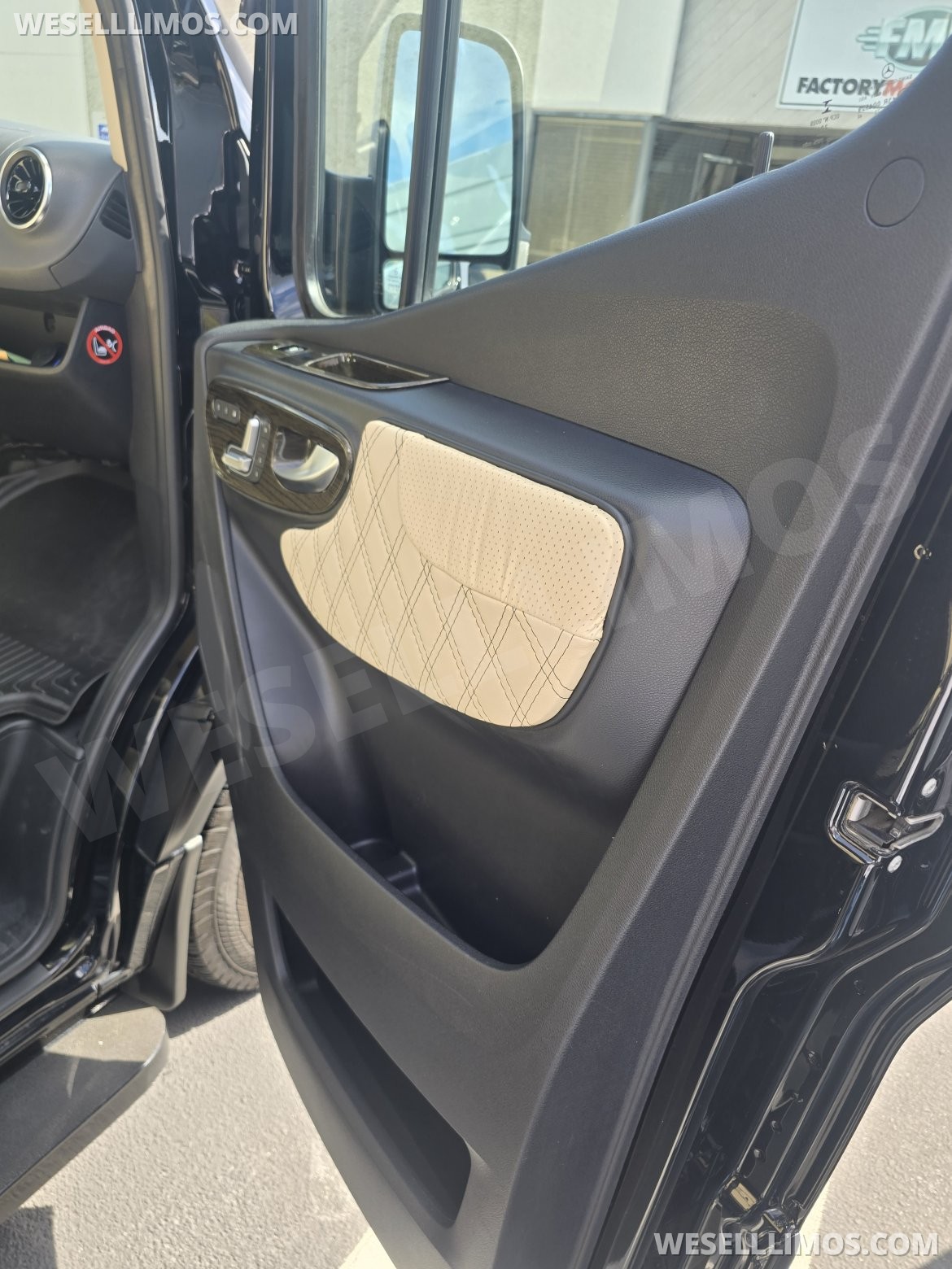 Photo of Sprinter for sale: 2020 Mercedes-Benz 3500 25" by Midwest