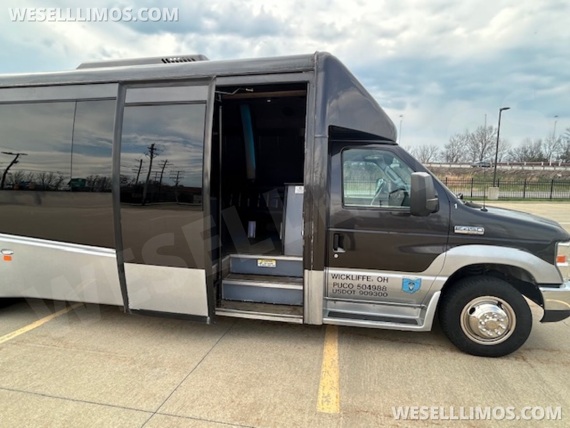 Photo of Limo Bus for sale: 2017 Ford E450 290" by Berkshire