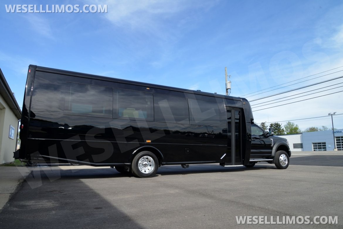 Limo Bus for sale: 2022 Ford F-600 40" by LGE