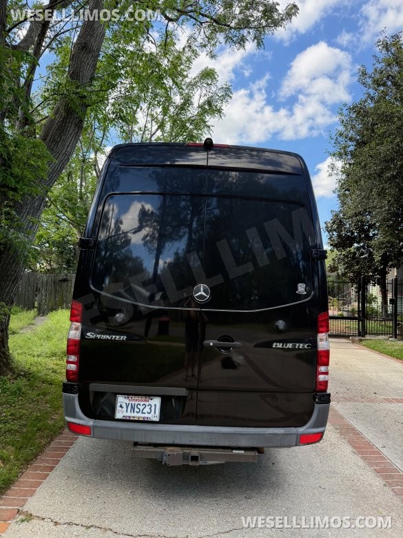 2012 Mercedes-Benz Sprinter 3500 Dually Sprinter for Sale in Lafayette, LA - Photo 3