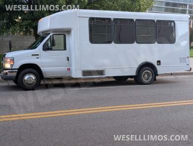 2014 Ford e450 Limo Bus - Limo Bus for Sale in pepper Pike, OH - Photo 5