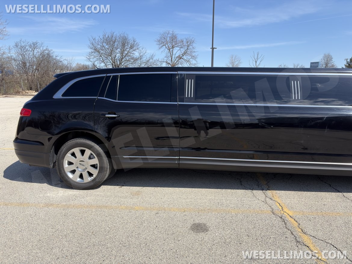 Photo of Limousine for sale: 2019 Lincoln MKT 120" 4 Door AWD Limousine 120" by Executive Coach Builders