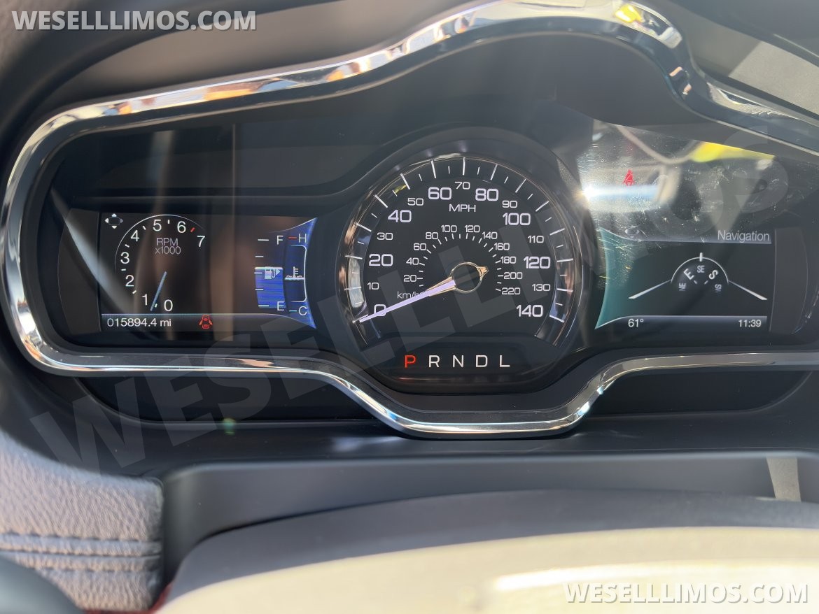 Photo of Limousine for sale: 2019 Lincoln MKT 120" 4 Door AWD Limousine 120" by Executive Coach Builders