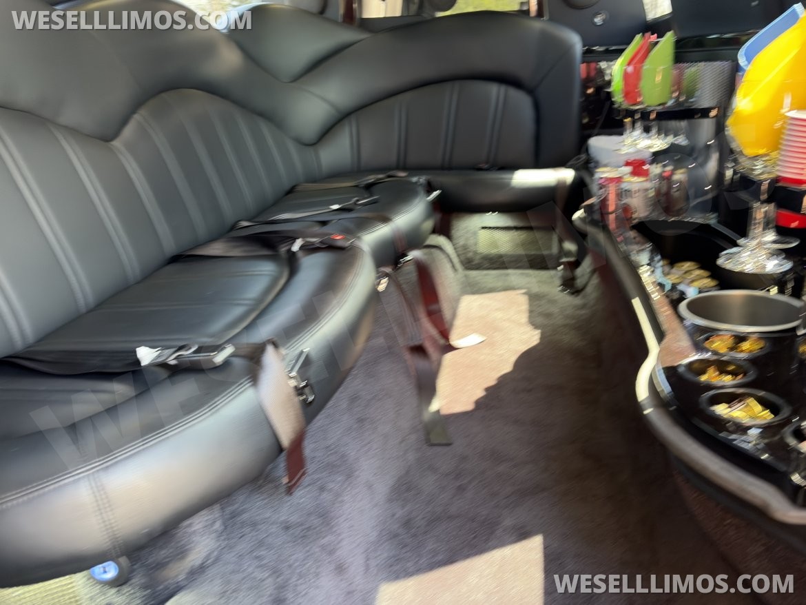 Photo of Limousine for sale: 2019 Lincoln MKT 120" 4 Door AWD Limousine 120" by Executive Coach Builders