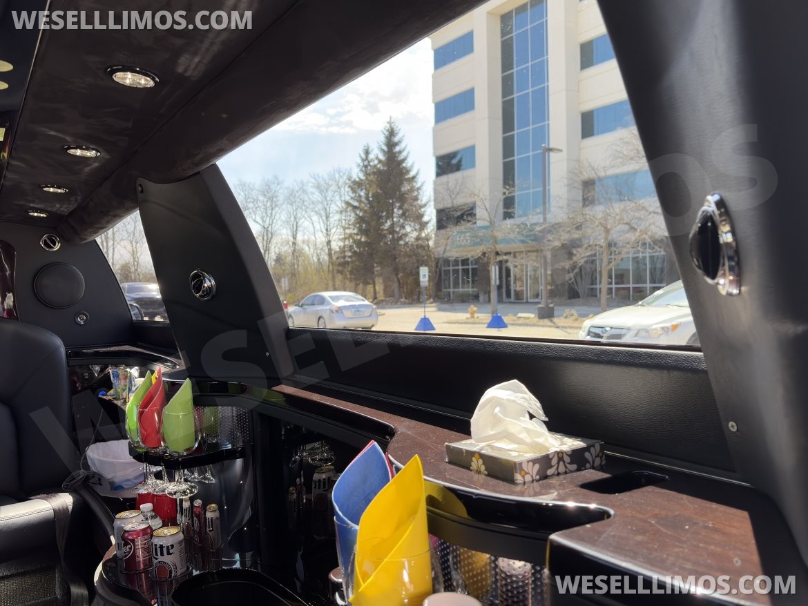 Photo of Limousine for sale: 2019 Lincoln MKT 120" 4 Door AWD Limousine 120" by Executive Coach Builders