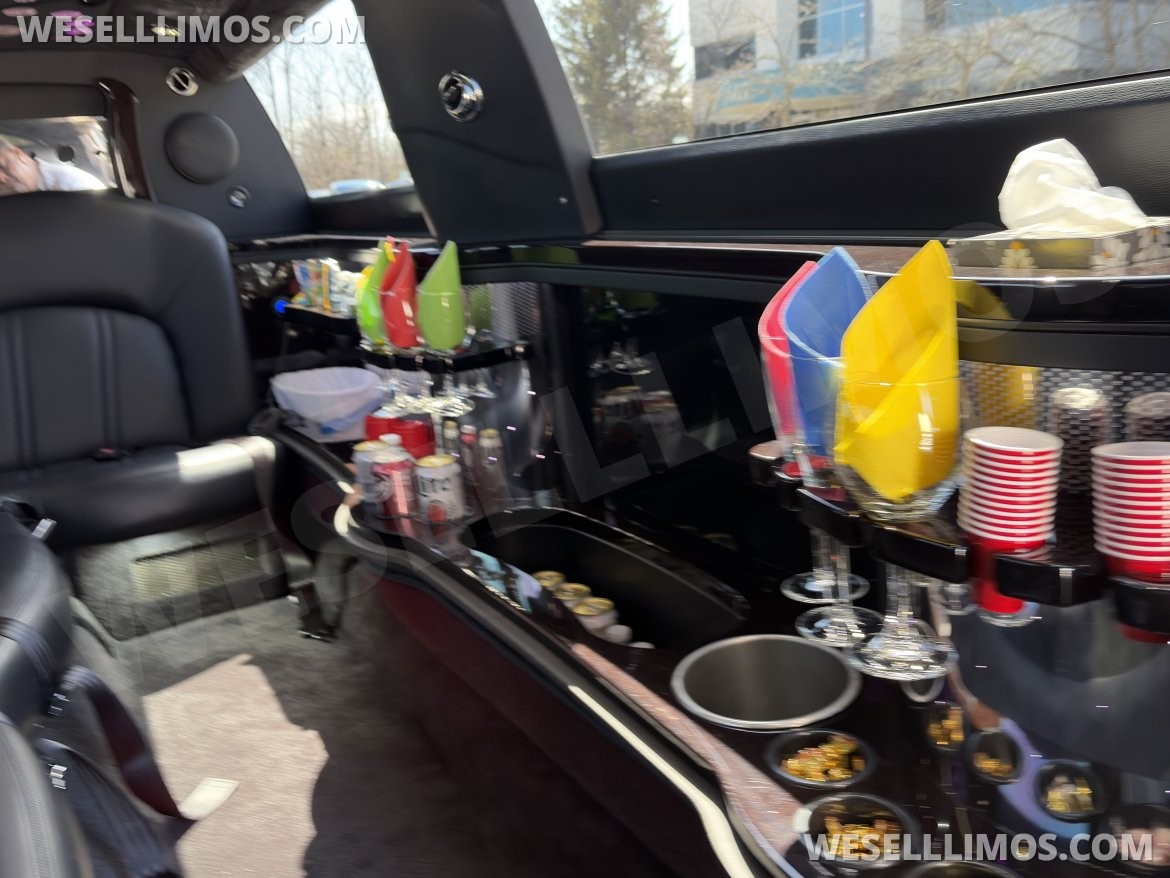 Photo of Limousine for sale: 2019 Lincoln MKT 120" 4 Door AWD Limousine 120" by Executive Coach Builders