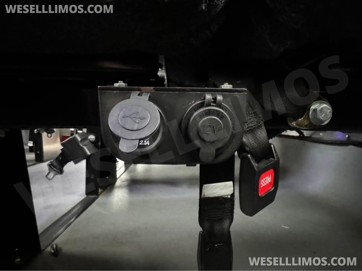 Photo of Shuttle Bus for sale: 2016 Ford F650 by Glaval