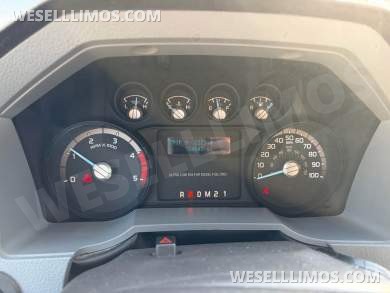2016 Glaval Ford F650 Shuttle Bus - Shuttle Bus for Sale in Steubenville, OH - Photo 7