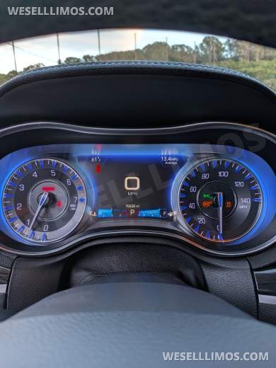 2018 Moonlight Chrysler 300 Limousine - Limousine for Sale in San Bruno, CA - Photo 13