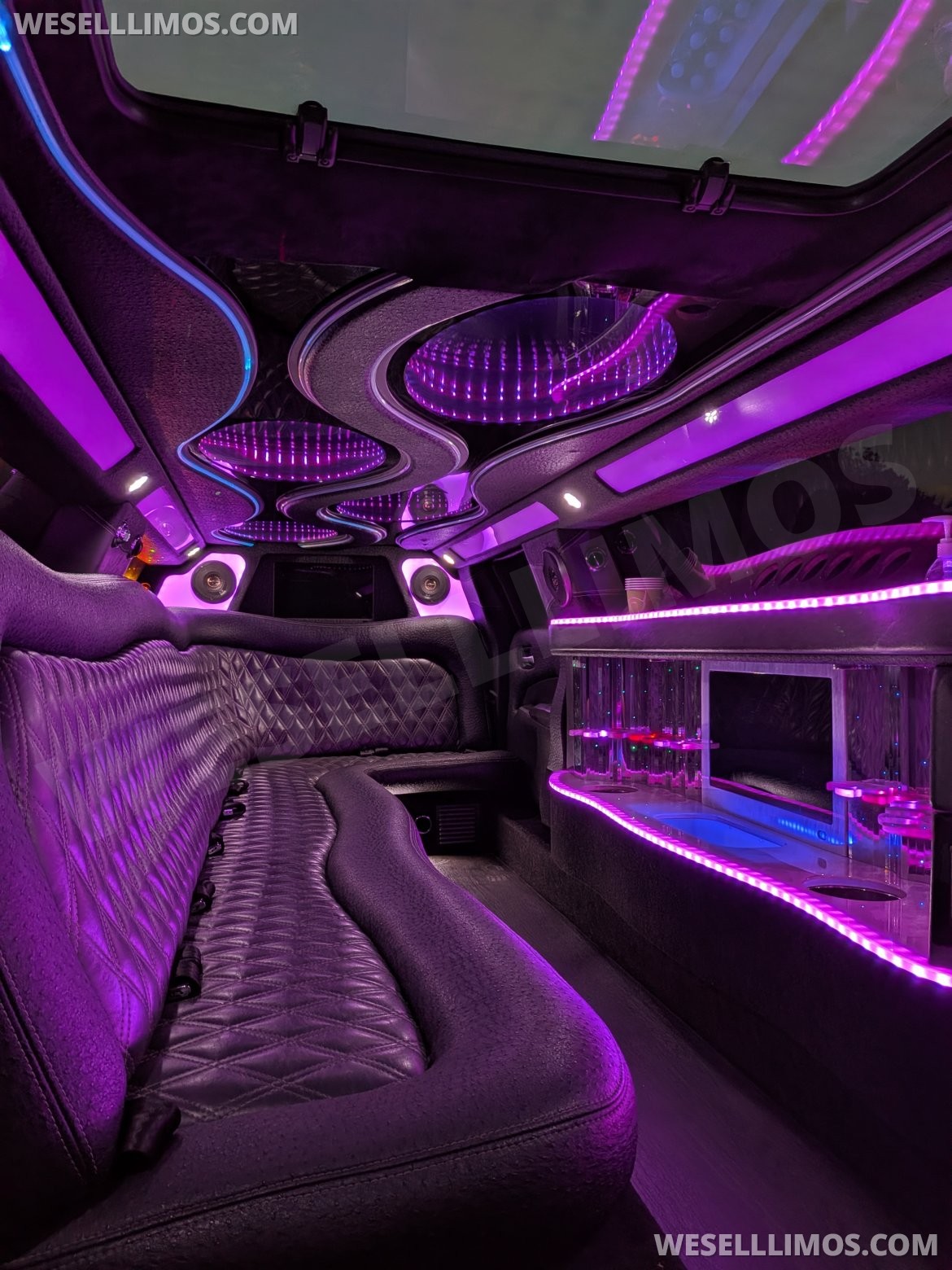 Photo of Limousine for sale: 2018 Chrysler 300 140" by Moonlight