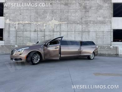 2018 Cadillac XTS Custom Royal Coach Builder 6 Passenger Limousine - Limousine for Sale in Las Vegas, NV - Photo 19