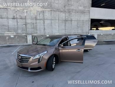 2018 Cadillac XTS Custom Royal Coach Builder 6 Passenger Limousine - Limousine for Sale in Las Vegas, NV - Photo 20