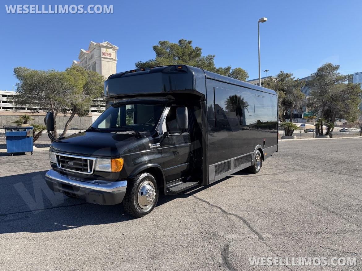 Photo of Limo Bus for sale: 2006 Ford E-450 by Executive Coach Builder