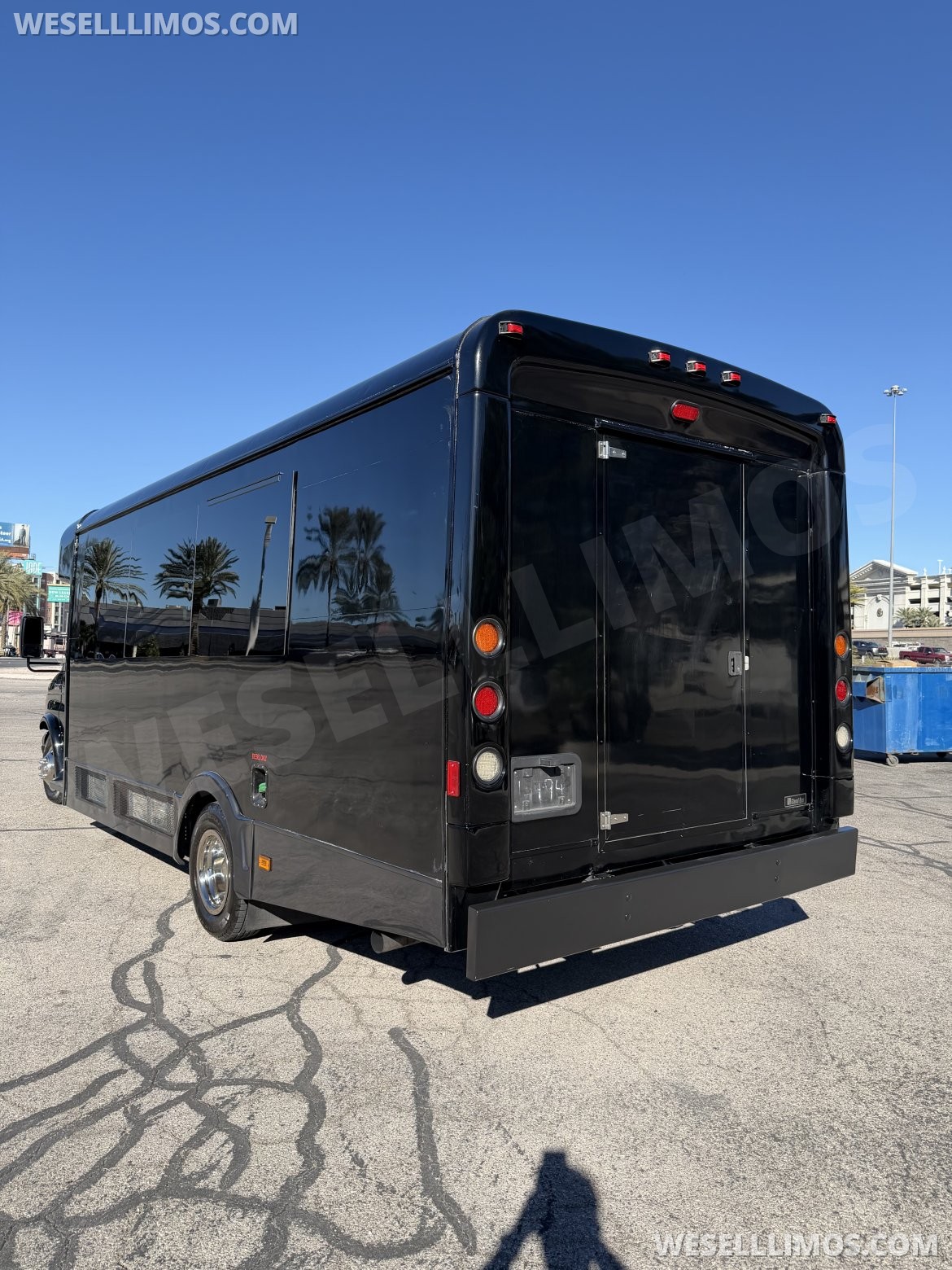 Photo of Limo Bus for sale: 2006 Ford E-450 by Executive Coach Builder