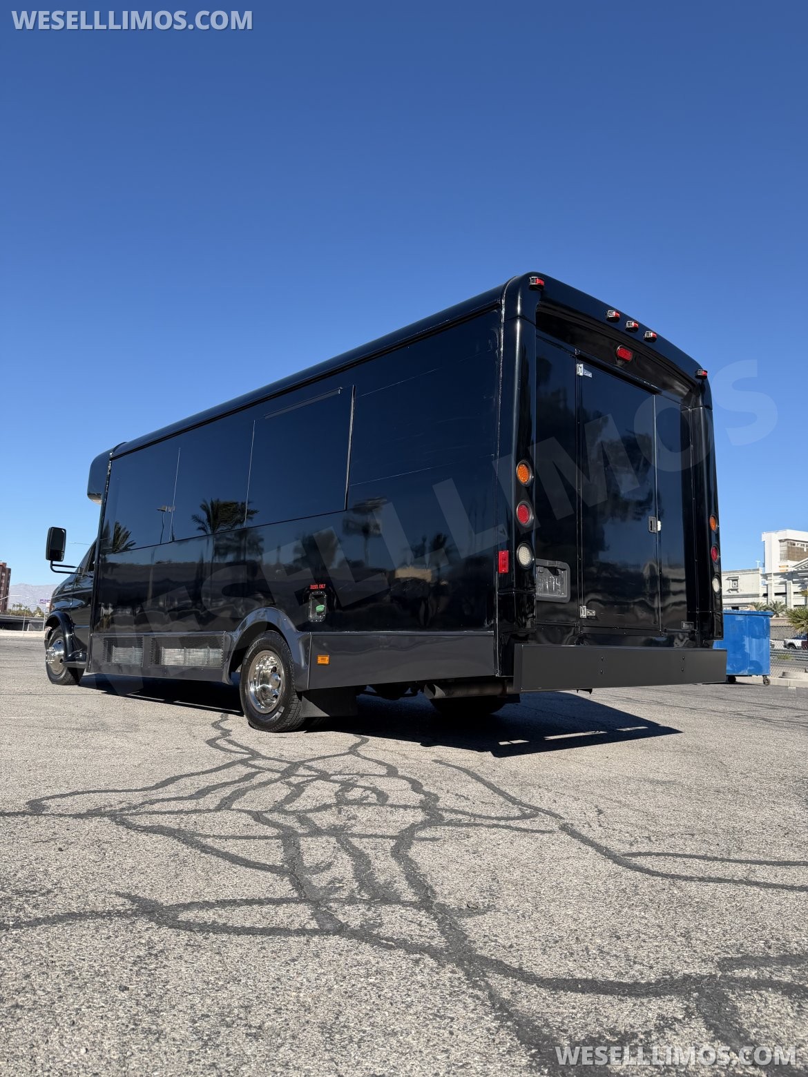 Photo of Limo Bus for sale: 2006 Ford E-450 by Executive Coach Builder
