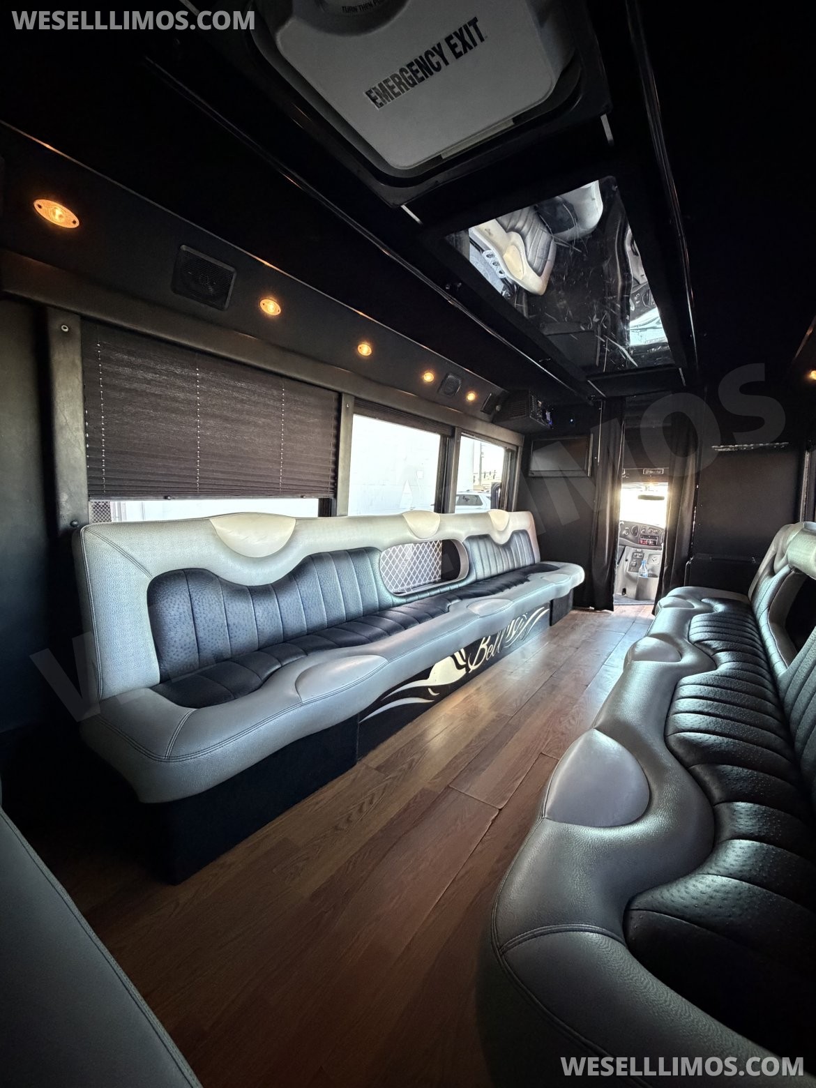 Photo of Limo Bus for sale: 2006 Ford E-450 by Executive Coach Builder